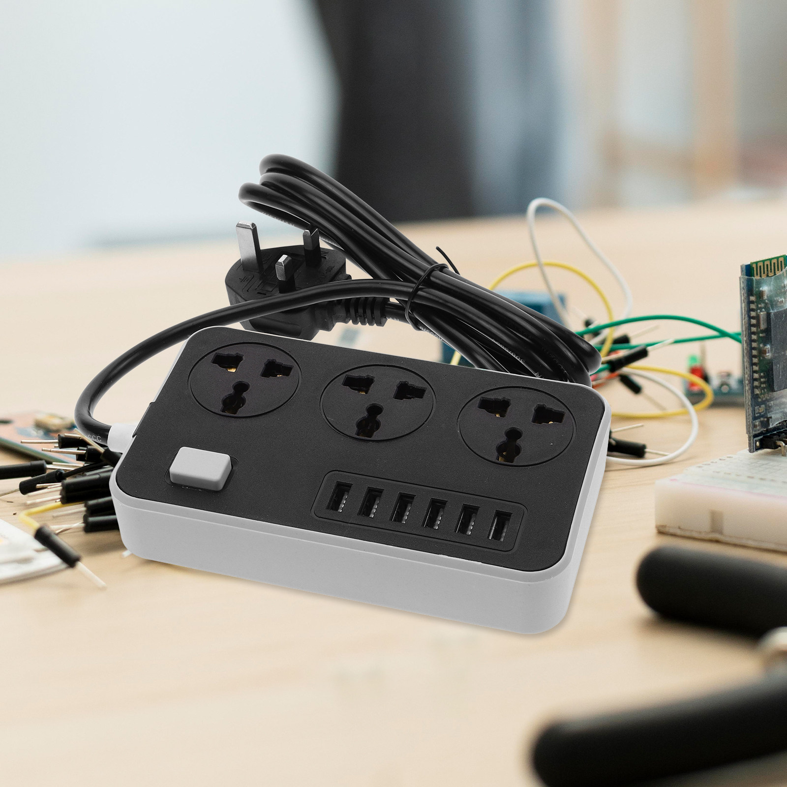 Regleta de viaje con puerto US - Outdoor Use Power Strip reseña y precio
